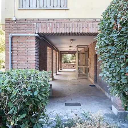 Casa Giulia * Róma