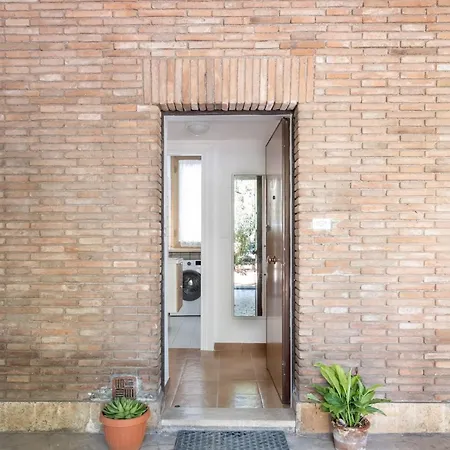 Casa Giulia * Róma